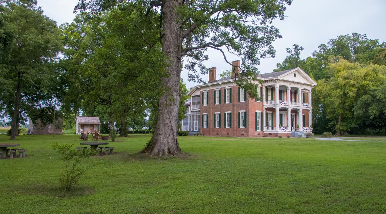 Belmont Plantation, Est 1857 Bed & Breakfast Greenville Bagian luar foto