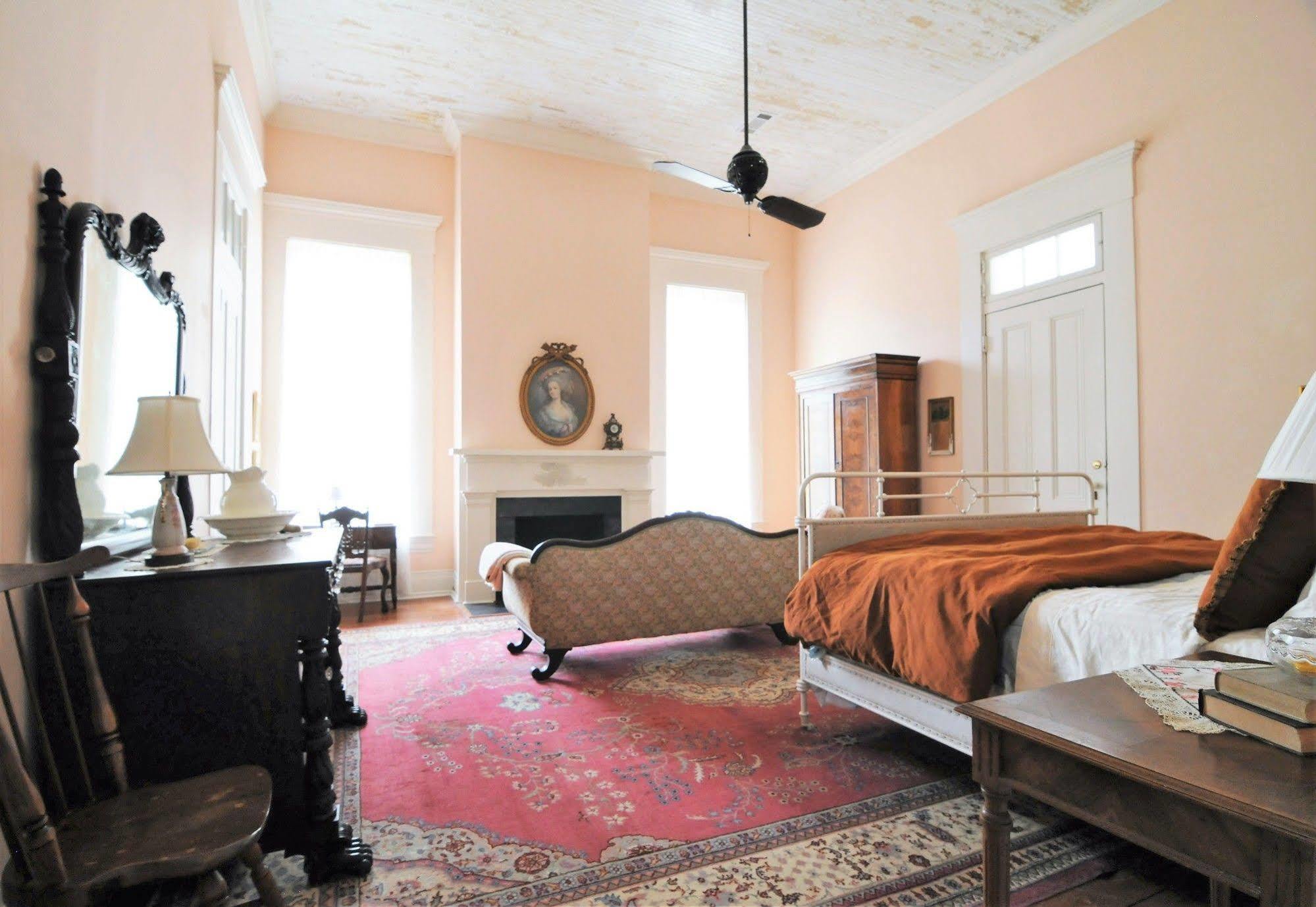 Belmont Plantation, Est 1857 Bed & Breakfast Greenville Bagian luar foto
